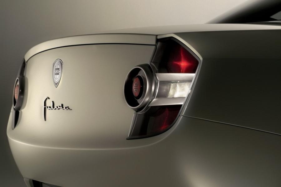  Lancia Fulvia Coupe Concept 2003 года  (фото 3 из 12)